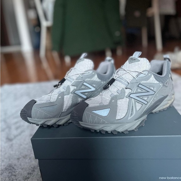 New Balance 610v1 Gray Gore-Tex - Picture 4 of 5